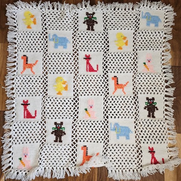 Vintage Crochet Afghan‎ Baby Blanket Bunny Cat Teddy Bear37"x40" Fringe Retro